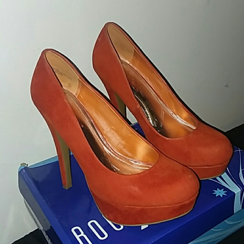 Platform pumps